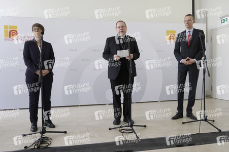 Auftakt-Pressekonferenz zur Frühjahrsollversammlung der Deutschen Bischofskonferenz in Würzburg
