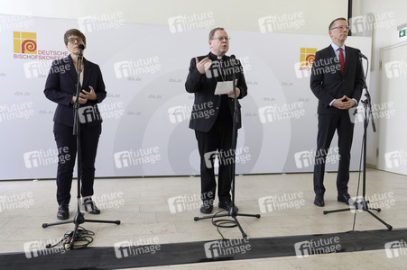 Auftakt-Pressekonferenz zur Frühjahrsollversammlung der Deutschen Bischofskonferenz in Würzburg
