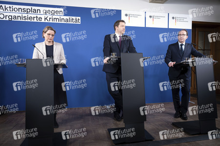 Pressekonferenz zur Vorstellung des Aktionsplans gegen Organisierte Kriminalität in Berlin
