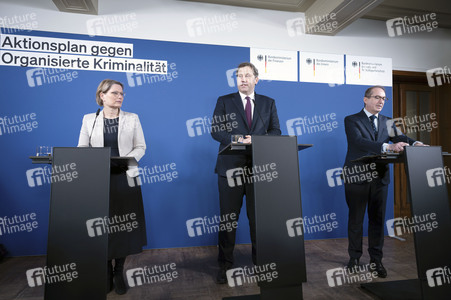 Pressekonferenz zur Vorstellung des Aktionsplans gegen Organisierte Kriminalität in Berlin