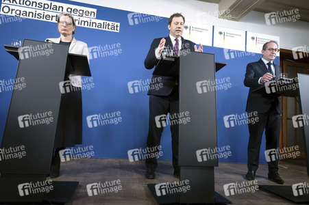 Pressekonferenz zur Vorstellung des Aktionsplans gegen Organisierte Kriminalität in Berlin