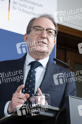 Pressekonferenz zur Vorstellung des Aktionsplans gegen Organisierte Kriminalität in Berlin