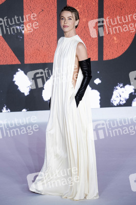 Fimpremiere 'The Bride! - Es lebe die Braut' in London