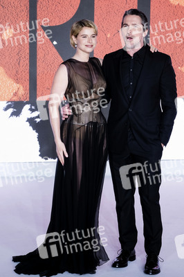 Fimpremiere 'The Bride! - Es lebe die Braut' in London