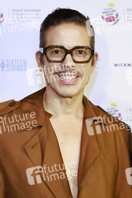 Charity-Veranstaltung 'Knack den Krebs' in Hamburg