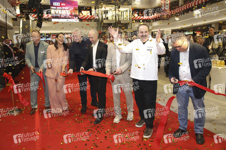 XXXLutz Pre-Shopping Event in Rangsdorf