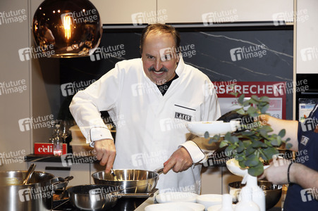 XXXLutz Pre-Shopping Event in Rangsdorf