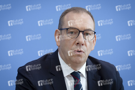 Bundespressekonferenz 'Vorstellung des Jahresberichtes 2025' in Berlin