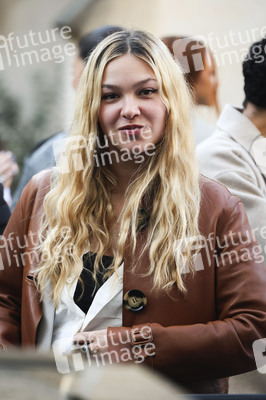 Acne Studios Fashion Show, Paris Fashion Week 2026