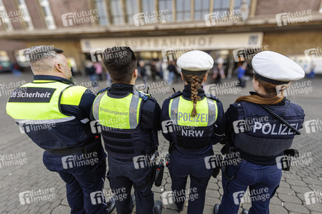 Vorstellung der SiBu-Streifen in Düsseldorf