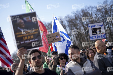 Exil-Iraner versammeln sich in Berlin