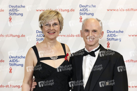 16. Festliche Operngala für die Deutsche AIDS-Stiftung in Düsseldorf