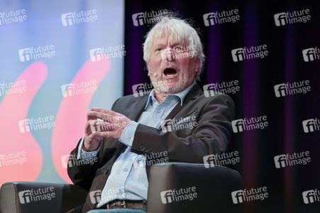 Jürgen Becker, Moritz Netenjakob, Susanne Pätzold und Michael Mittermeier auf der lit.Cologne 2026