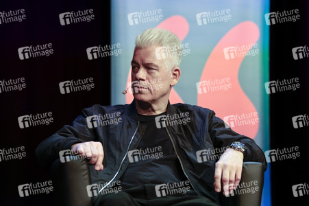 Jürgen Becker, Moritz Netenjakob, Susanne Pätzold und Michael Mittermeier auf der lit.Cologne 2026