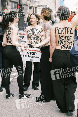 Miu Miu Fashion Show, Paris Fashion Week 2026