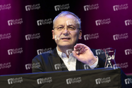 Anneke Kim Sarnau, Matthias Matschke und Knut Elstermann auf der lit.Cologne 2026