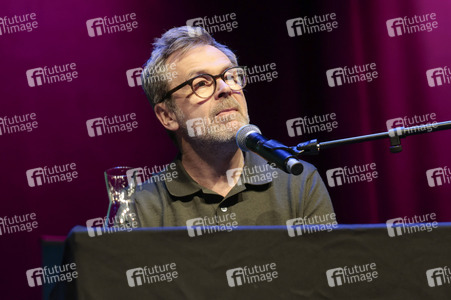 Anneke Kim Sarnau, Matthias Matschke und Knut Elstermann auf der lit.Cologne 2026