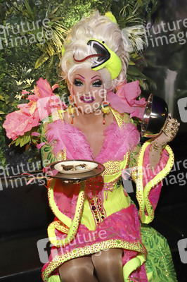 Eröffnung von Olivias Dschungel Bar in Hamburg