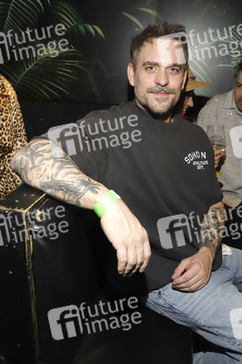 Eröffnung von Olivias Dschungel Bar in Hamburg