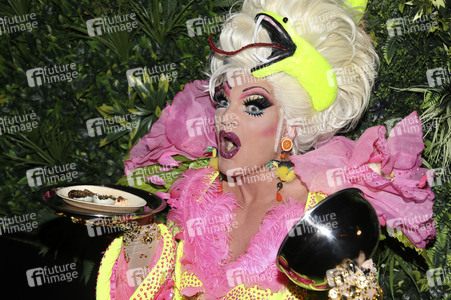 Eröffnung von Olivias Dschungel Bar in Hamburg