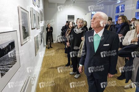 Ausstellungsröffnung 'Licht im Blick - Fotografie im Werk von Heinz Mack' in Düsseldorf