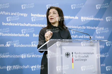 Pressestatement vom Katherina Reiche in Berlin