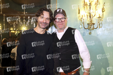 Theaterpremiere 'Sophia oder Das Ende der Humanisten' in Berlin