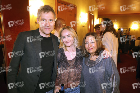 Theaterpremiere 'Sophia oder Das Ende der Humanisten' in Berlin