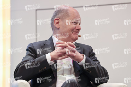 Olaf Scholz auf der lit.Cologne 2026