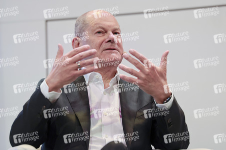 Olaf Scholz auf der lit.Cologne 2026