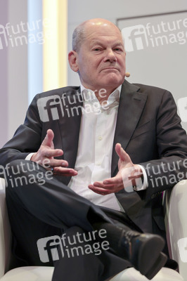 Olaf Scholz auf der lit.Cologne 2026