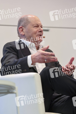 Olaf Scholz auf der lit.Cologne 2026