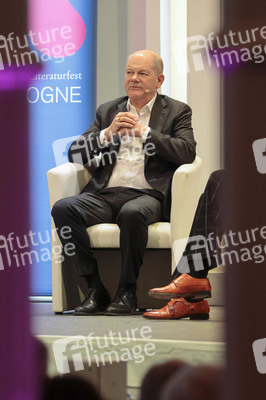 Olaf Scholz auf der lit.Cologne 2026