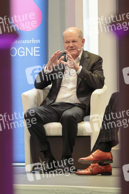 Olaf Scholz auf der lit.Cologne 2026