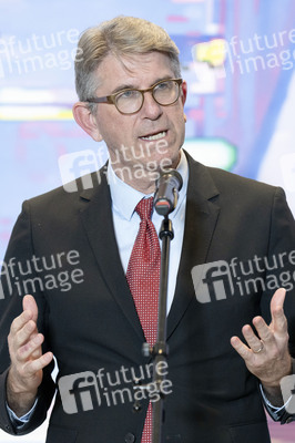 Kulturstaatsminister Weimer trifft Vertreter von Streaming‑Diensten in Berlin