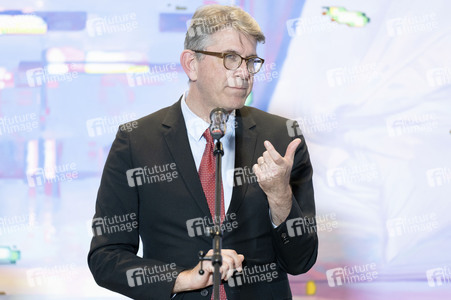 Kulturstaatsminister Weimer trifft Vertreter von Streaming‑Diensten in Berlin