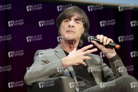 Joachim Löw, Renate Lingor und Rainer Bonhof auf der lit.Cologne 2026