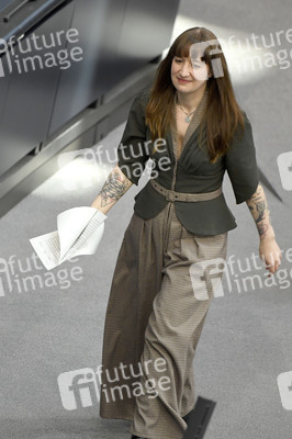 64. Sitzung des Deutschen Bundestages in Berlin