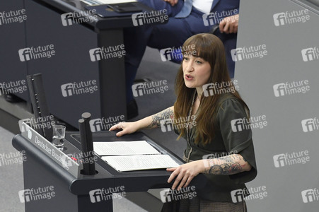 64. Sitzung des Deutschen Bundestages in Berlin