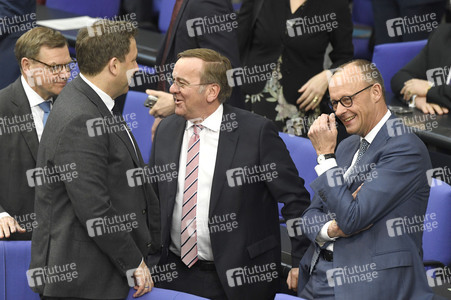 64. Sitzung des Deutschen Bundestages in Berlin