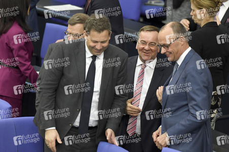 64. Sitzung des Deutschen Bundestages in Berlin