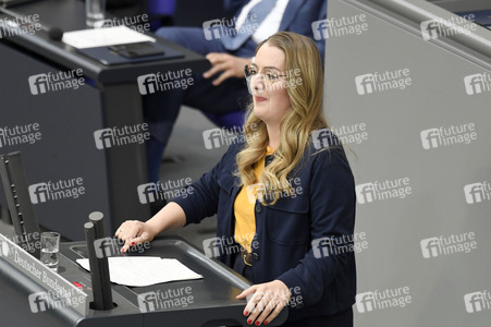 64. Sitzung des Deutschen Bundestages in Berlin