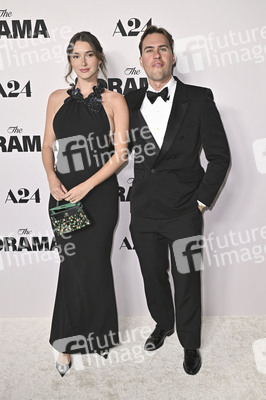 Filmpremiere 'Das Drama - Noch mal auf Anfang' in Los Angeles