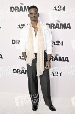 Filmpremiere 'Das Drama - Noch mal auf Anfang' in Los Angeles