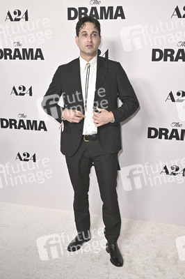 Filmpremiere 'Das Drama - Noch mal auf Anfang' in Los Angeles