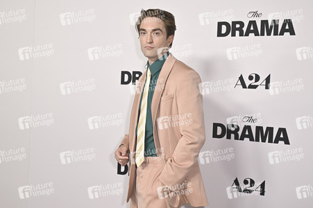 Filmpremiere 'Das Drama - Noch mal auf Anfang' in Los Angeles