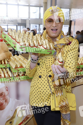 Charity Osterhasen Verkauf in Hamburg