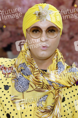 Charity Osterhasen Verkauf in Hamburg