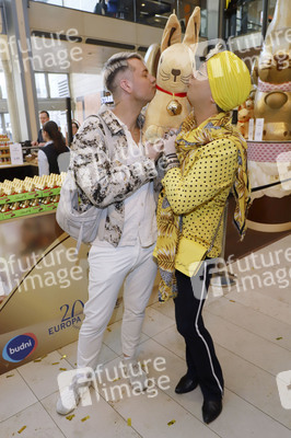 Charity Osterhasen Verkauf in Hamburg