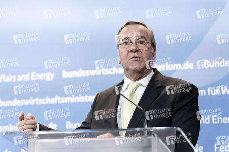 Pressestatement zum Industriedialog Sicherheits- und Verteidigungsindustrie in Berlin